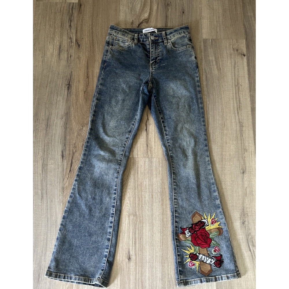 Ashley Mason Cross /Love Embroidered Flare Jeans Y2K Boho Hippie denim Size 0/24